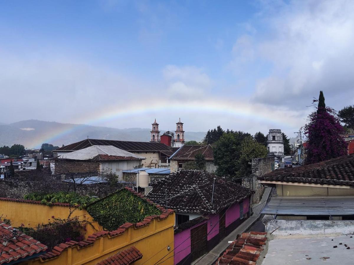 Casa Satoshi Hostel San Cristobal de las Casas Exterior photo