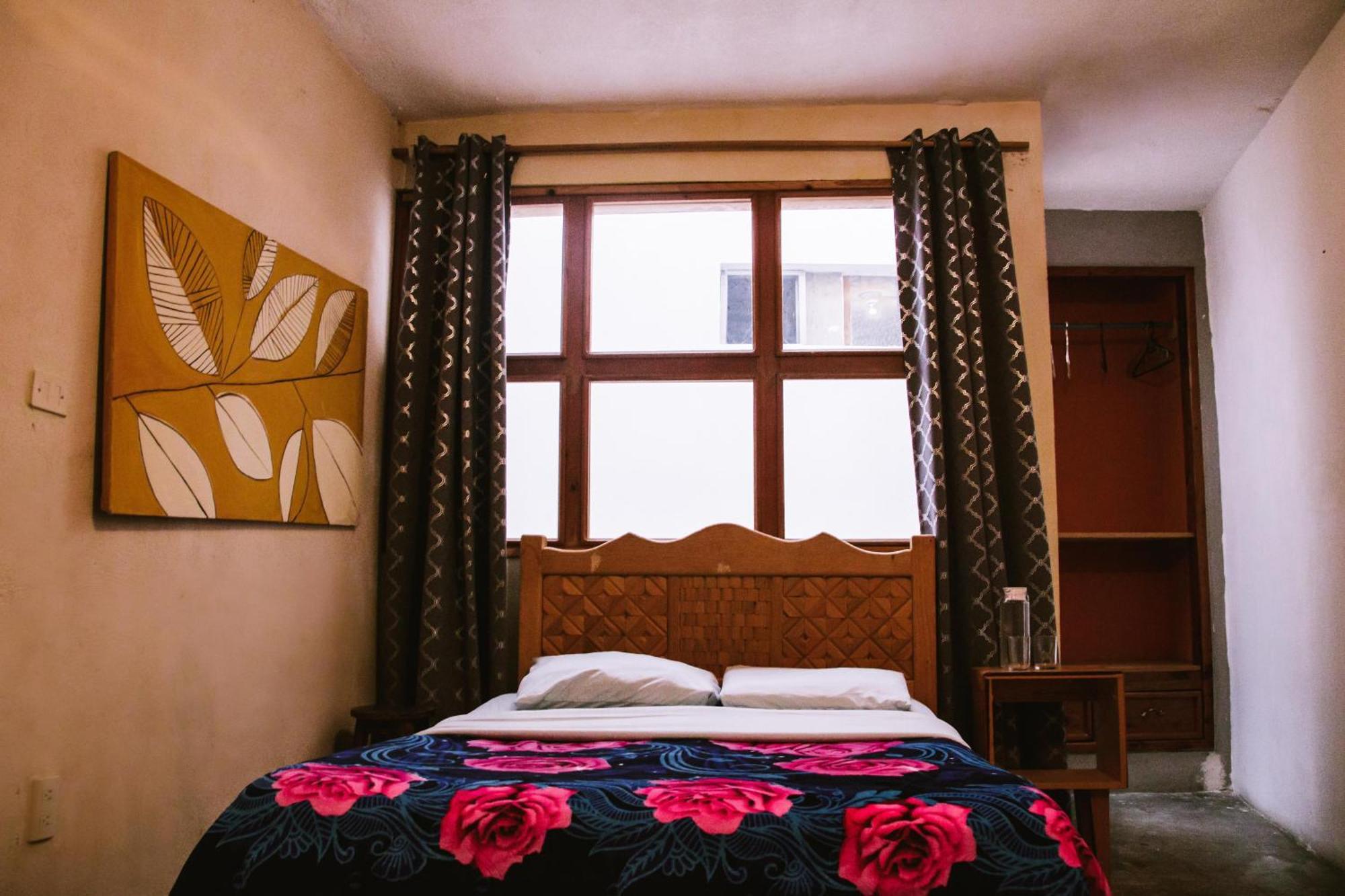 Casa Satoshi Hostel San Cristobal de las Casas Exterior photo