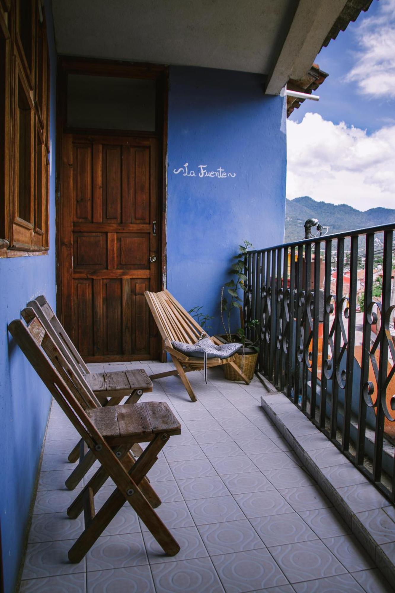 Casa Satoshi Hostel San Cristobal de las Casas Exterior photo