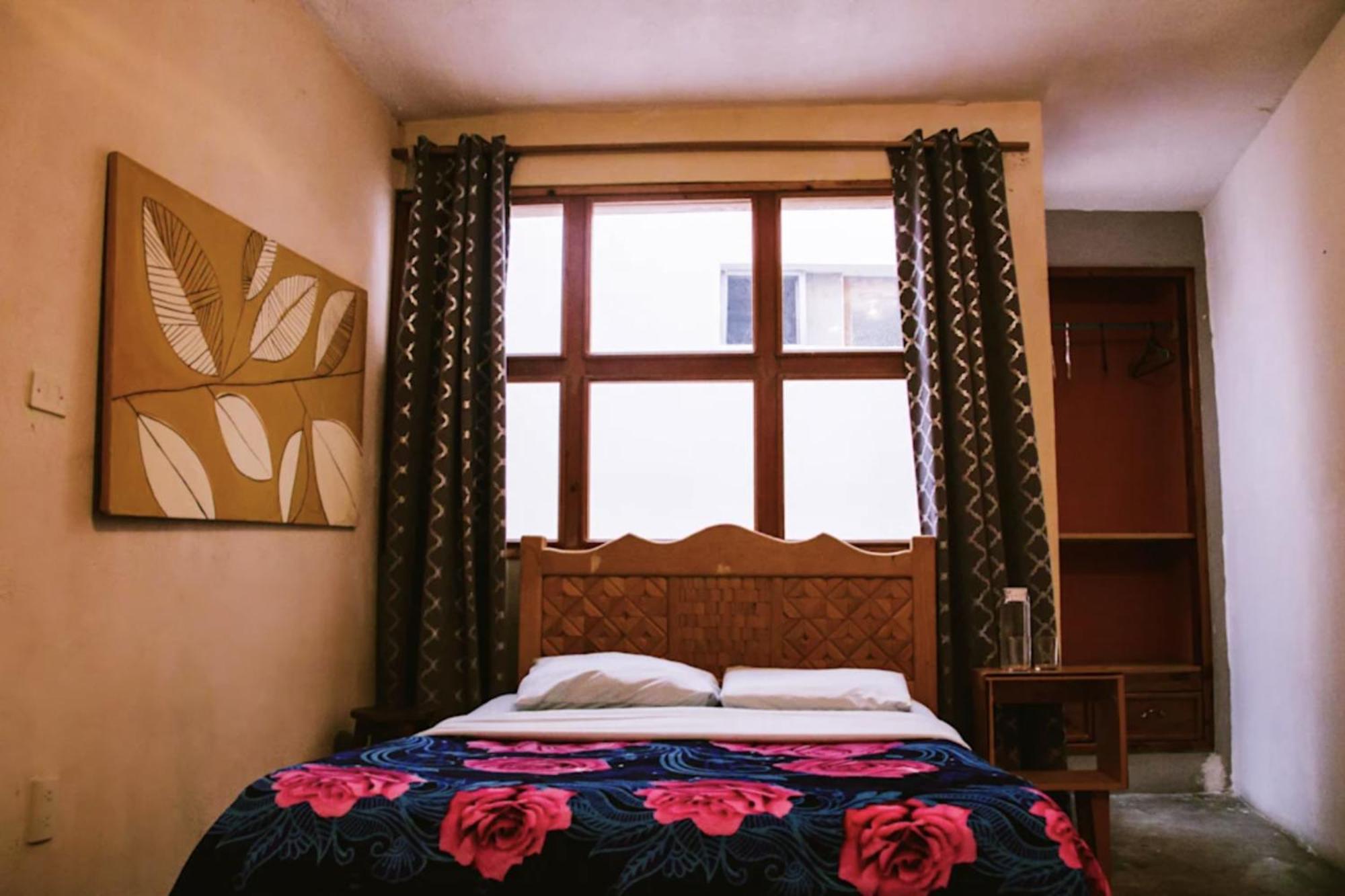 Casa Satoshi Hostel San Cristobal de las Casas Exterior photo